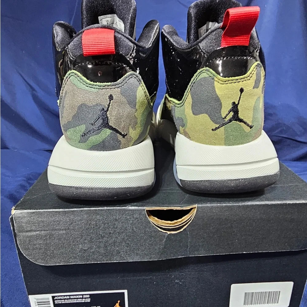 Jordan Maxin 200